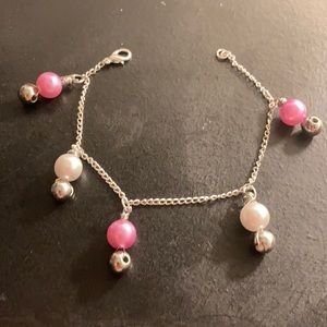 Nae’s handmade pearls bracelet